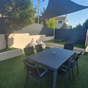 Casa vacanze L Ensoleillée Maison 2 Chambres-private House